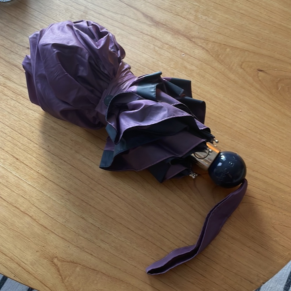 Marc by Marc Jacobs umbrella purple